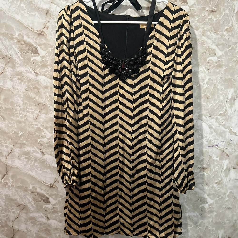 Takara Chevron Dress Party Cocktail Embellished Neckline Black‎ Gold M